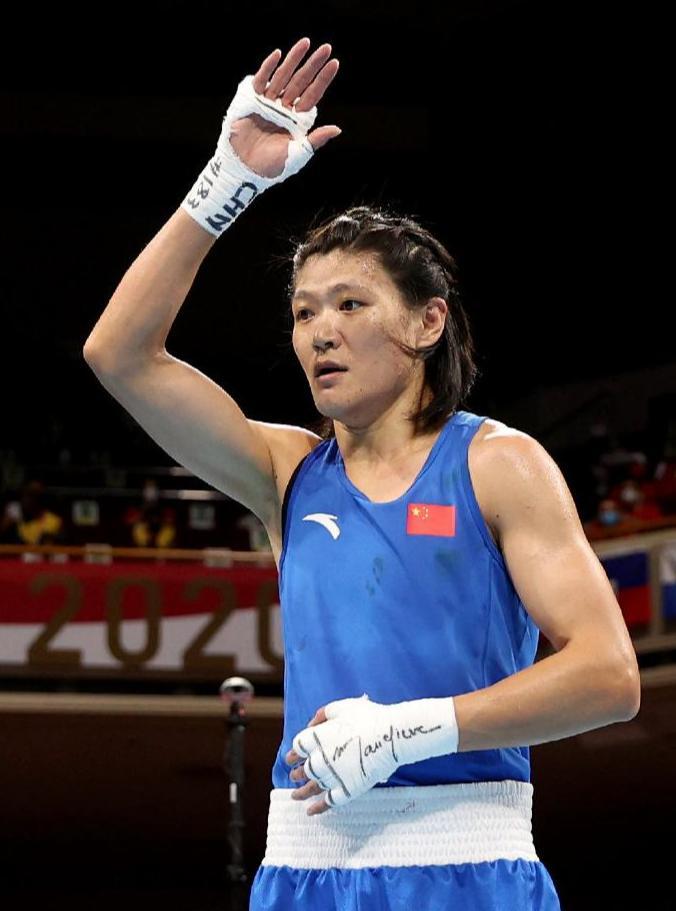 1JJ-穆古鲁扎回归赛场,出色防守首场状态亮眼,德国队观众沸腾!的简单介绍