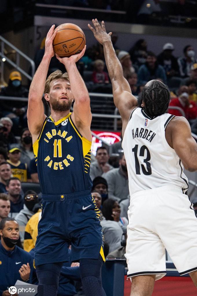 一竞技- c罗打比赛 