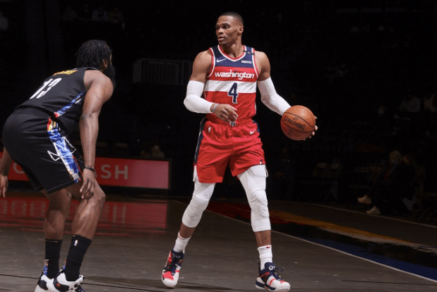 一竞技-关于莱万多夫斯基在TES比赛中精彩发挥，关键助攻引发热议！的信息